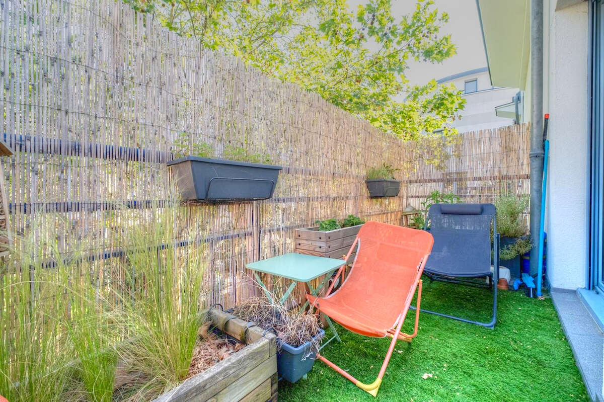 Appartement à LA GARENNE-COLOMBES