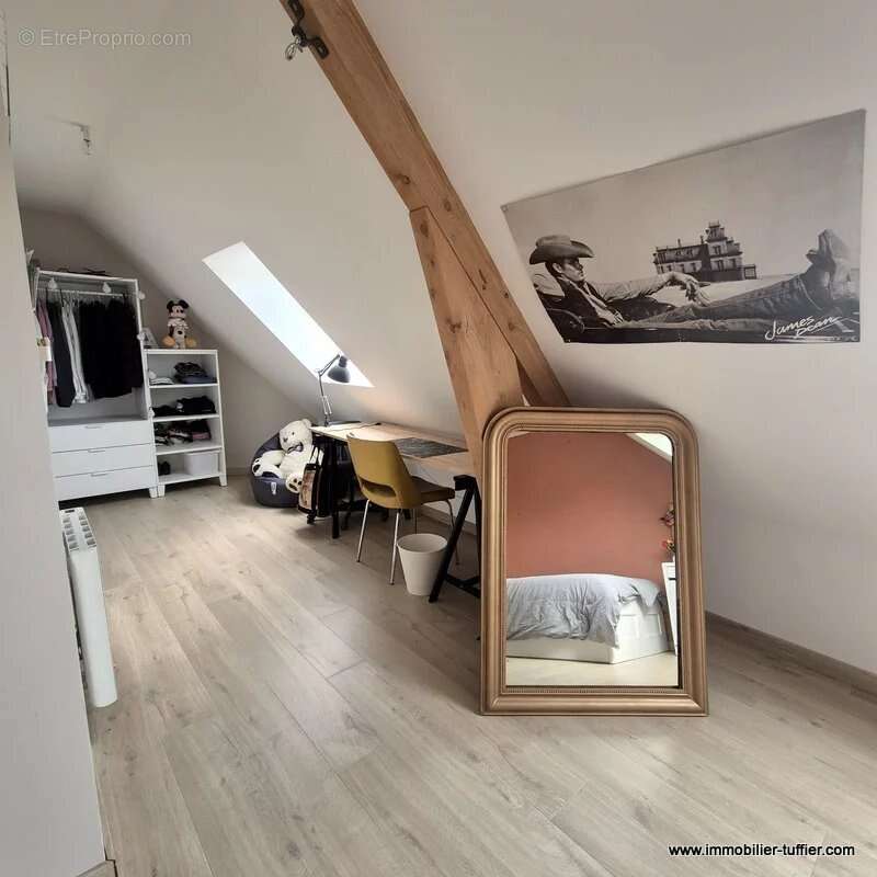 Maison à SAVIGNE-L'EVEQUE