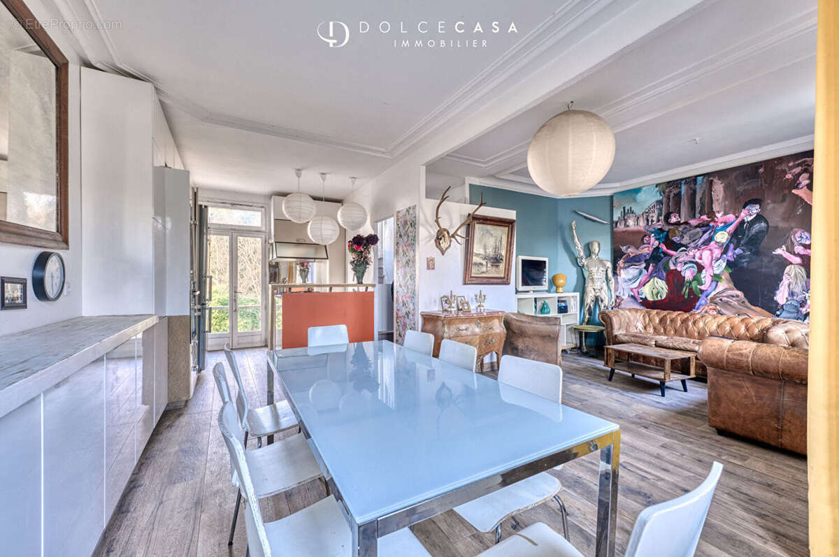 Maison à LE PERREUX-SUR-MARNE