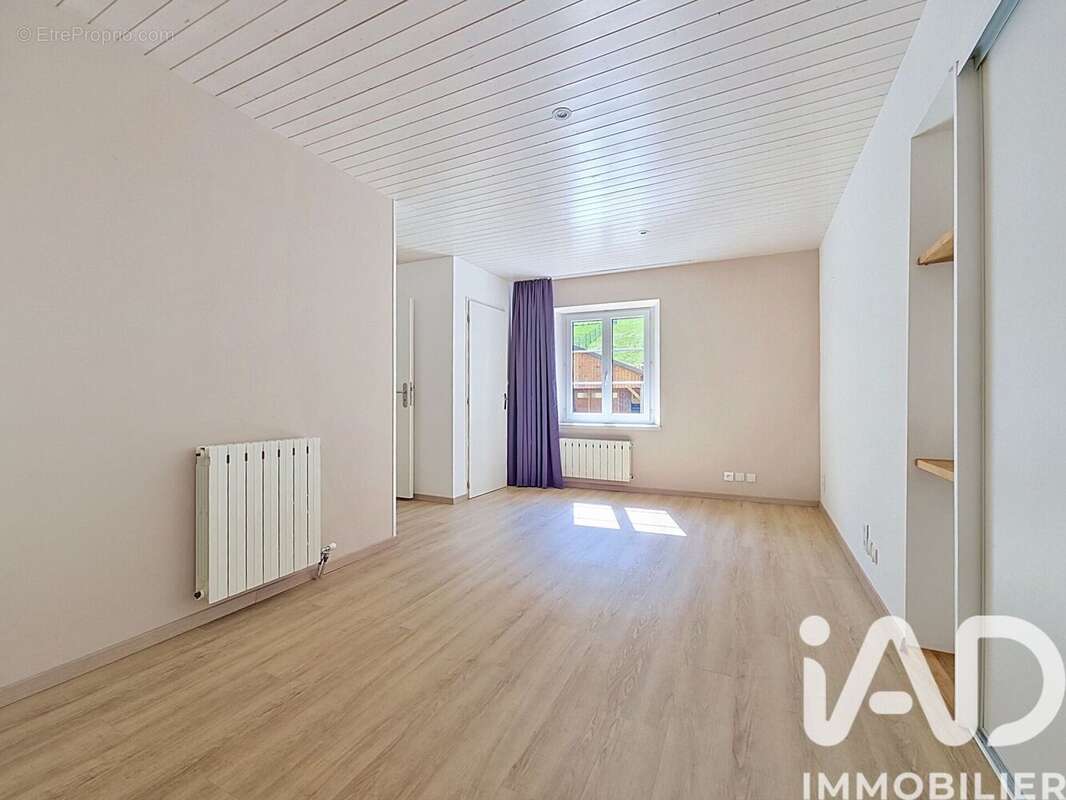 Photo 2 - Appartement à BOIS-D'AMONT