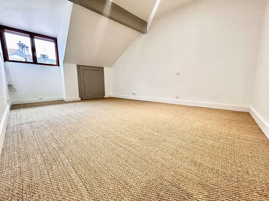Appartement à AIX-LES-BAINS