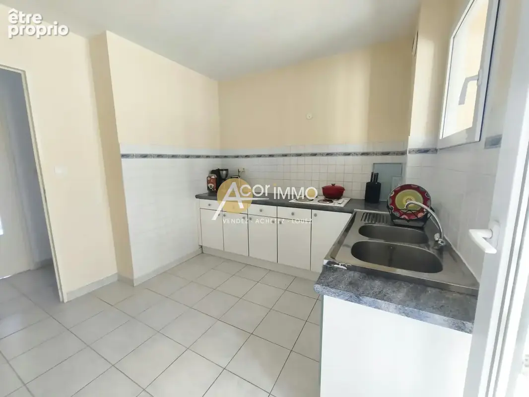Tamaris - t3 + terasse + cave +  place de parking + garage - vue mer! - photo 13