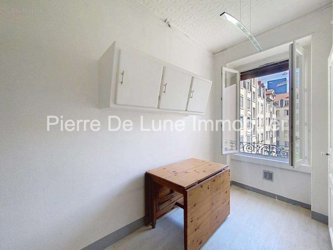 Appartement à LYON-6E