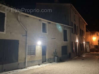 Maison à ROQUEMAURE