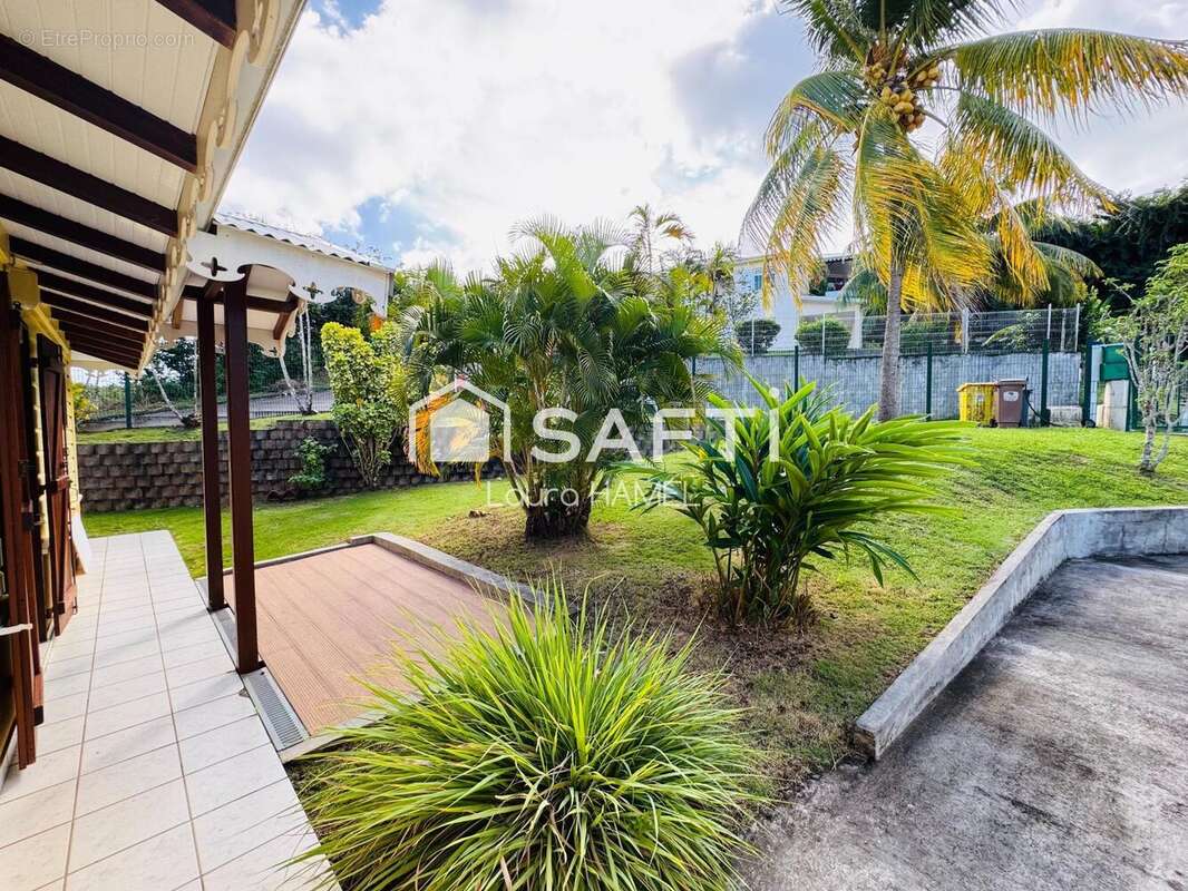 Photo 9 - Maison à LES TROIS-ILETS