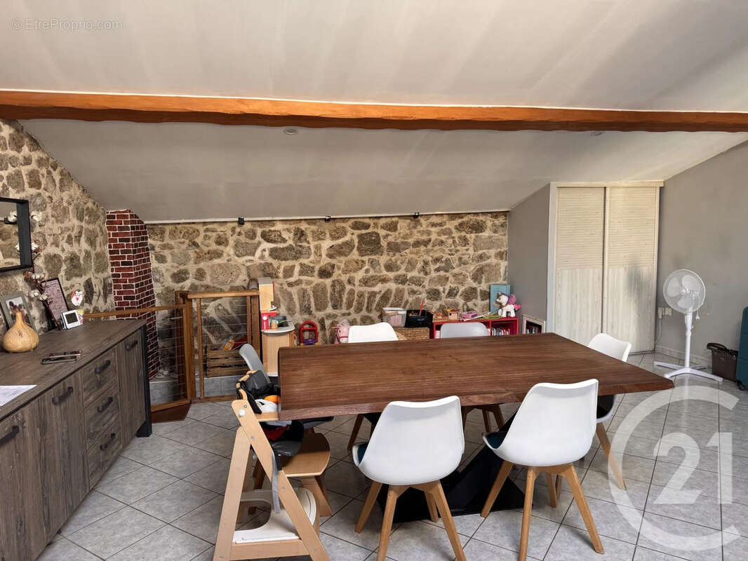 Maison 114 m² à Ardoix  - photo 3