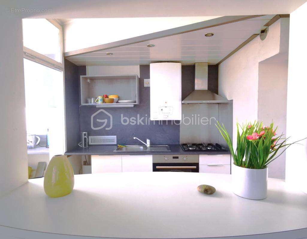Appartement à LYON-9E