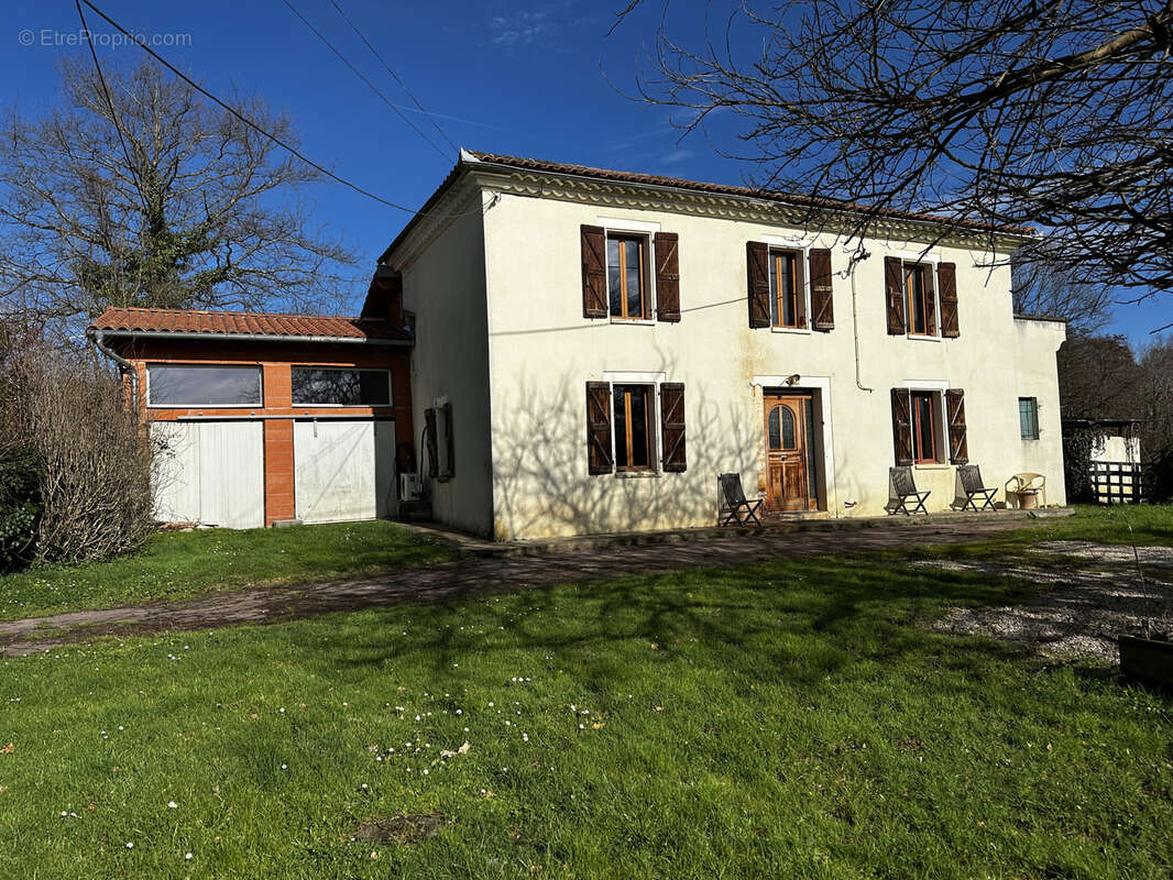 Maison à L'ISLE-EN-DODON