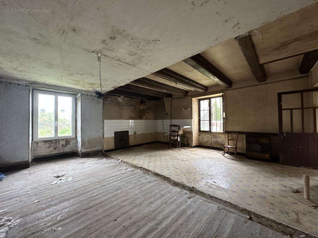 Maison 266 m² à Lavausseau  - photo 11