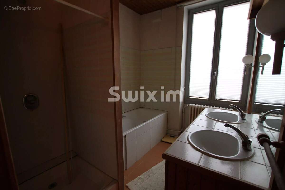 Maison à AMBERIEU-EN-BUGEY