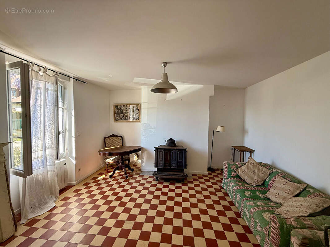 Maison à NONANCOURT