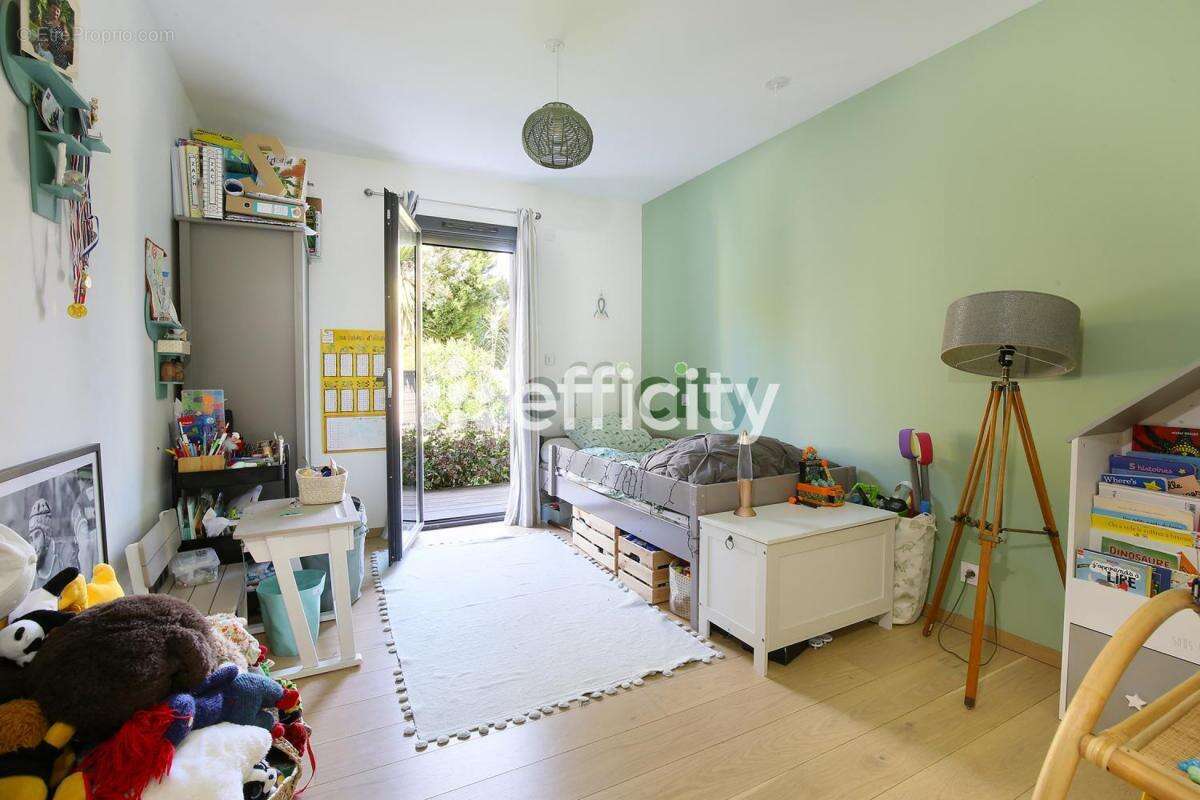 Maison à SAINTE-FOY-D&#039;AIGREFEUILLE