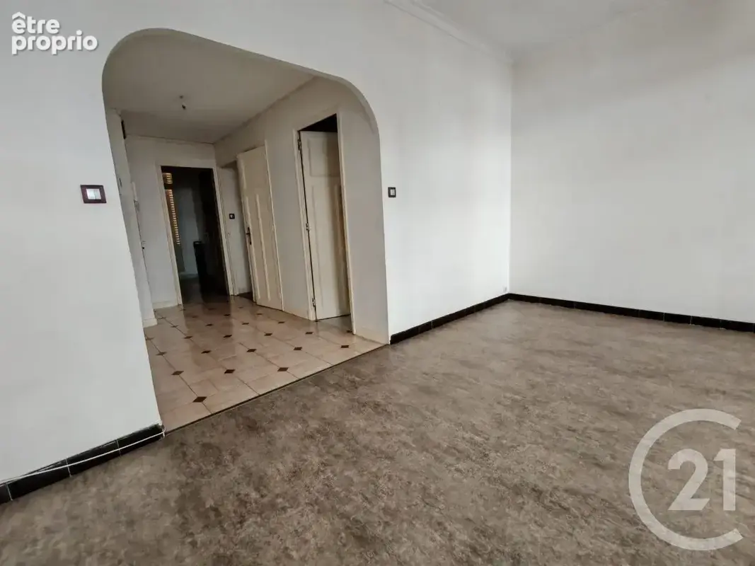 Appartement 2 pièces 67 m² à vendre à Toulon (83000) - photo 7