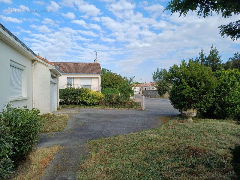 Maison à LA MARNE