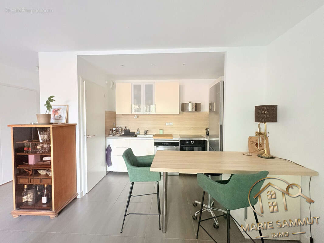 Appartement à LATTES