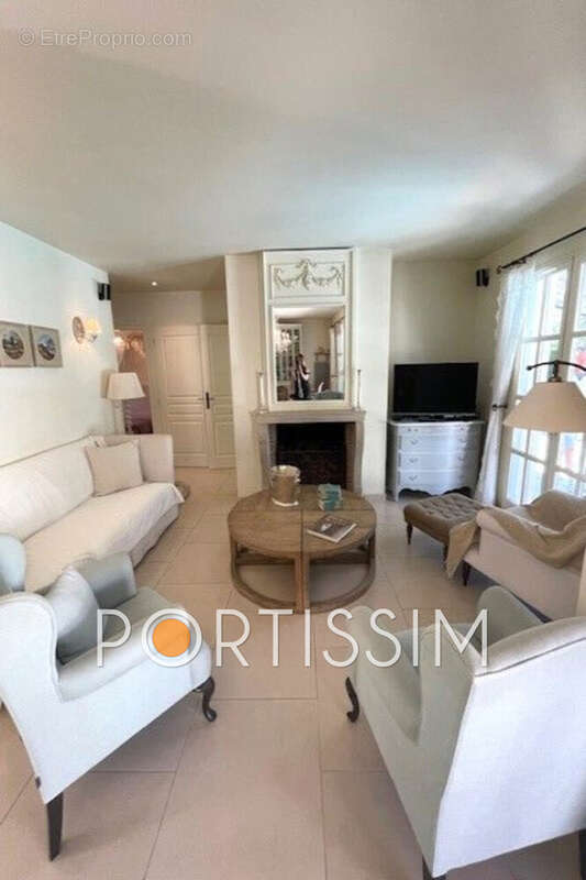 Maison à CASTELLANE