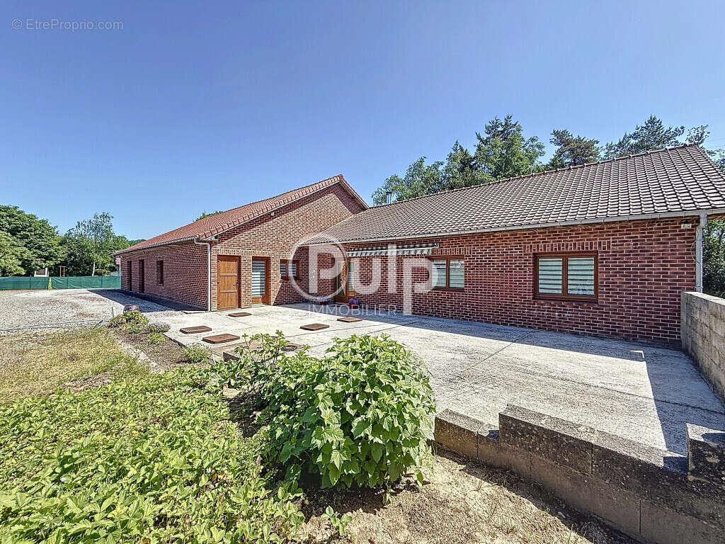 Maison à WAMBERCOURT