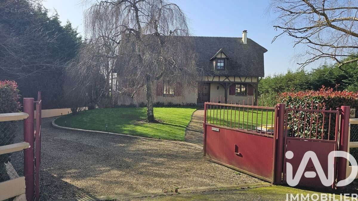 Photo 4 - Maison à LALANDE-EN-SON
