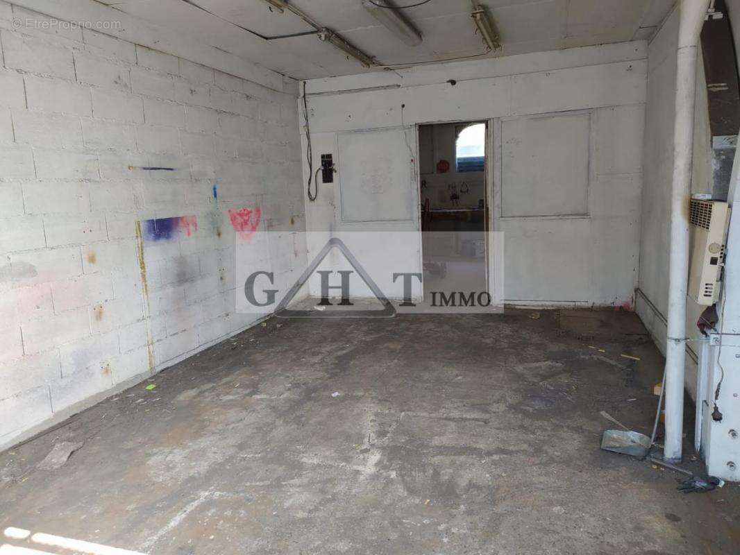 Commerce à MONTFERMEIL