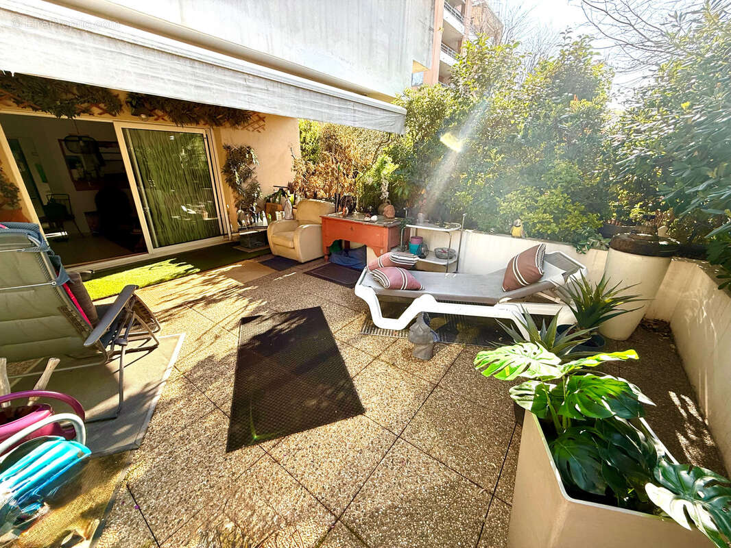 Appartement à MARSEILLE-9E