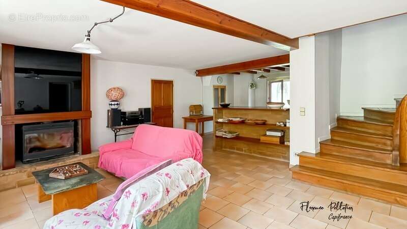 A vendre ancienne métairie 182 m² habitables et 350 m² d’atelier proche de Cuq-Toulza - photo 5