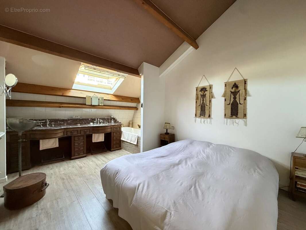 Maison à LES LILAS