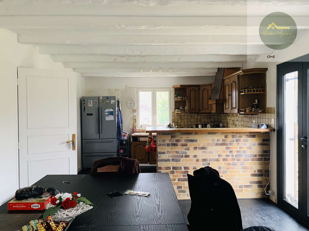 Cheroy plain-pied 3 chambres et un bureau  sur 2200 m2 - photo 9