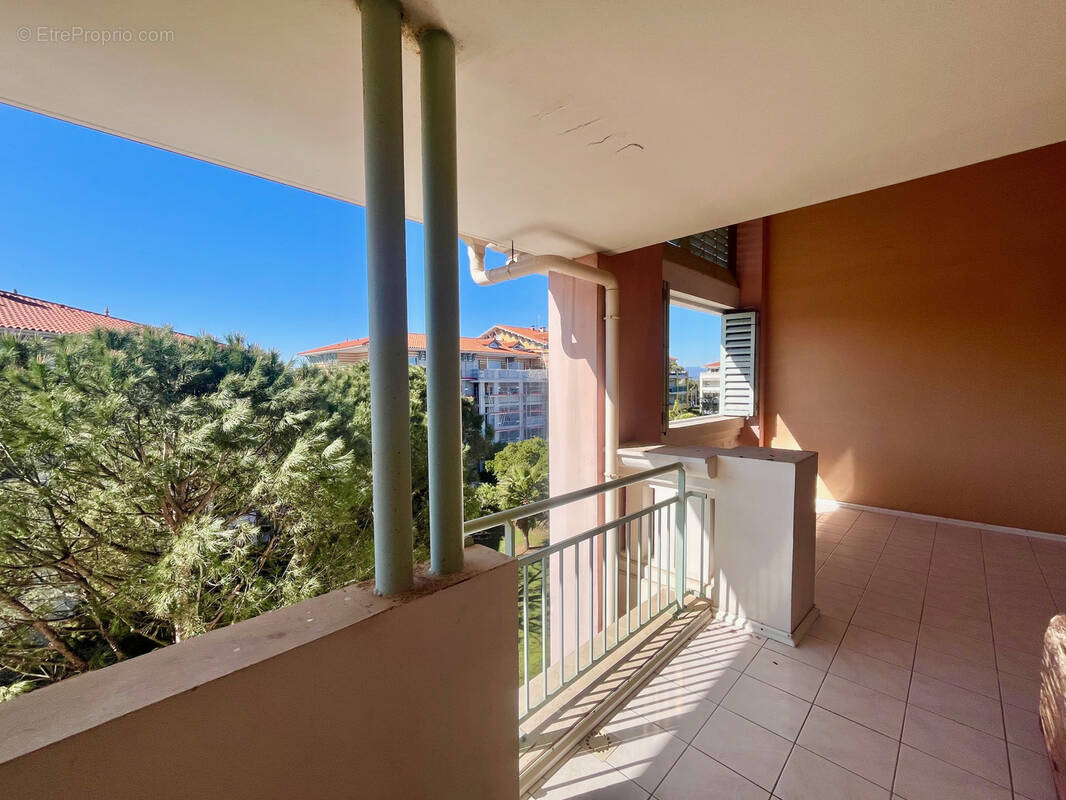Appartement à FREJUS