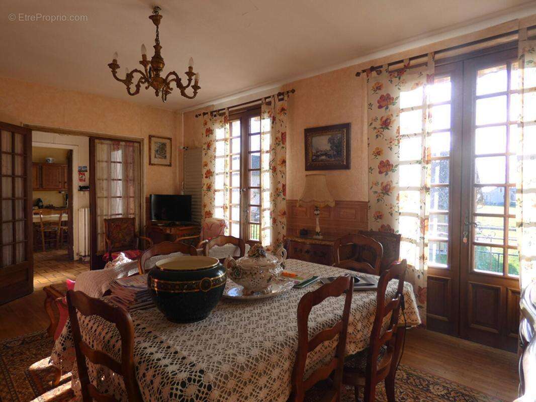 Maison Cherveix Cubas 90 m2 / sous-sol / studio / jardin 1000m² - photo 8