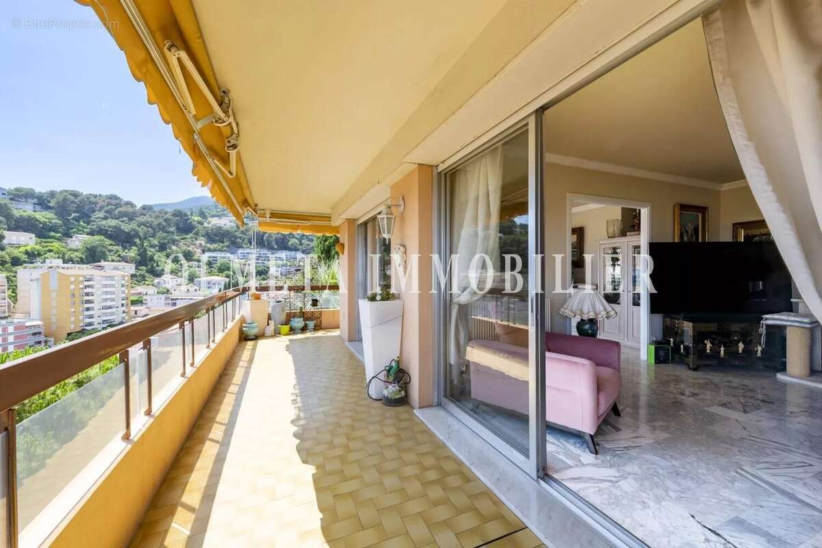 Appartement à MENTON