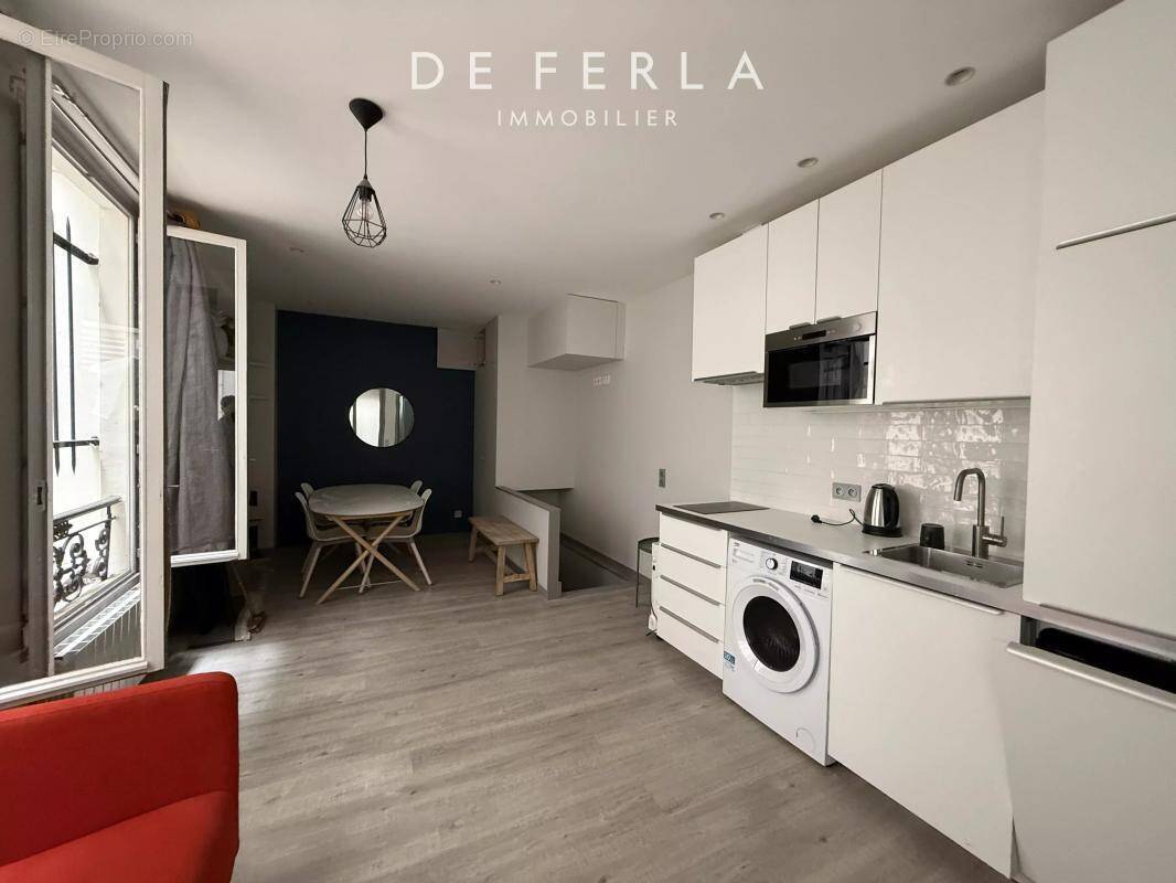 Appartement à PARIS-7E