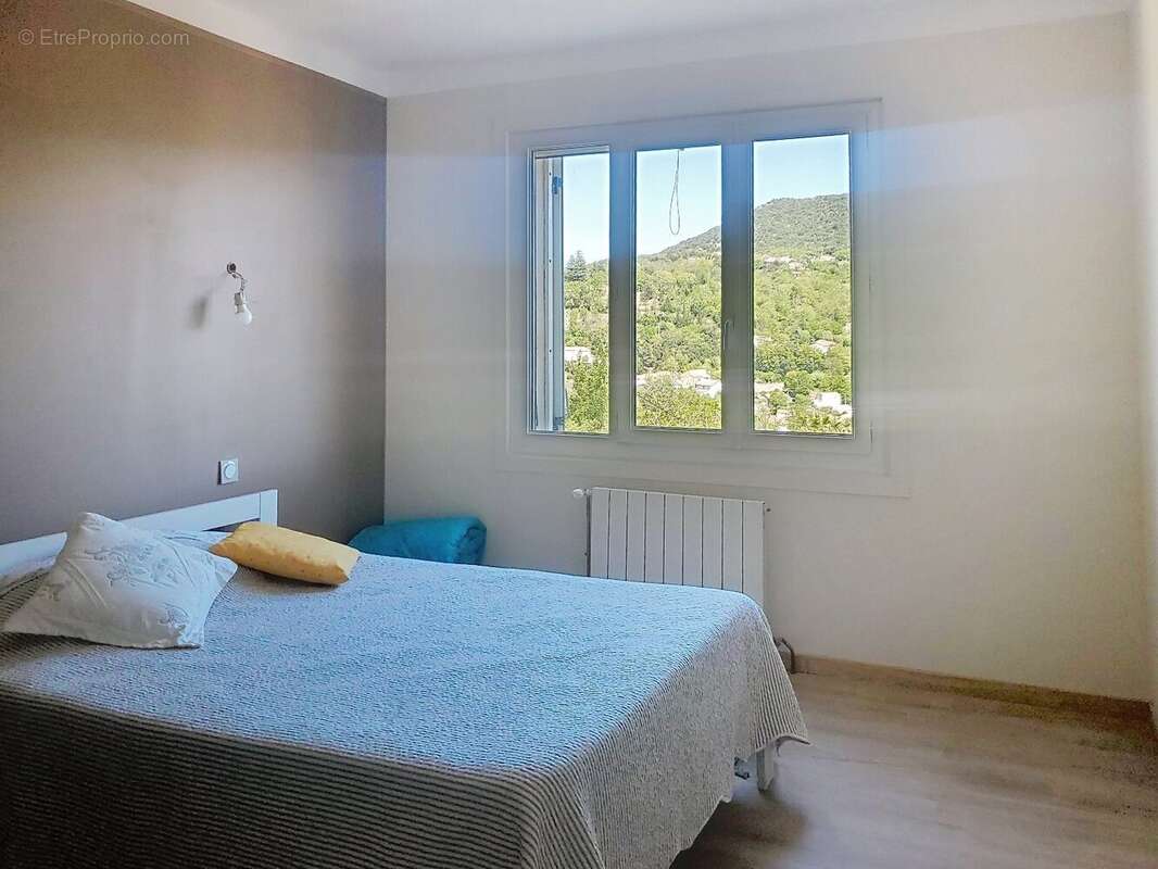 Maison à LAMALOU-LES-BAINS