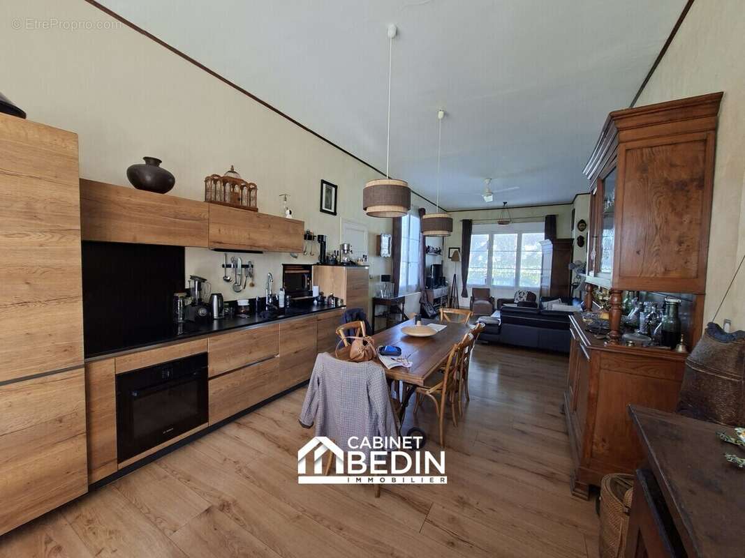 Maison à SAINT-MEDARD-EN-JALLES