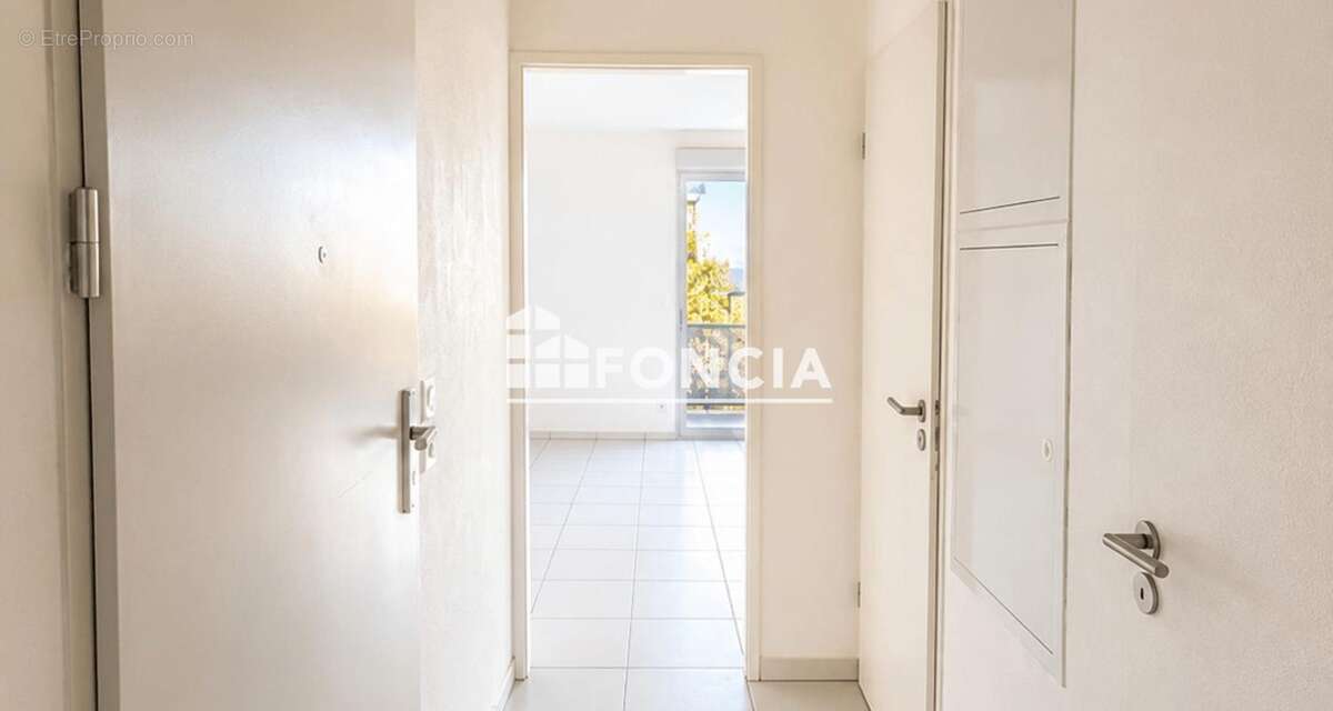 Appartement T3 récent avec grand balcon et garage – Lumineux, au calme - photo 4