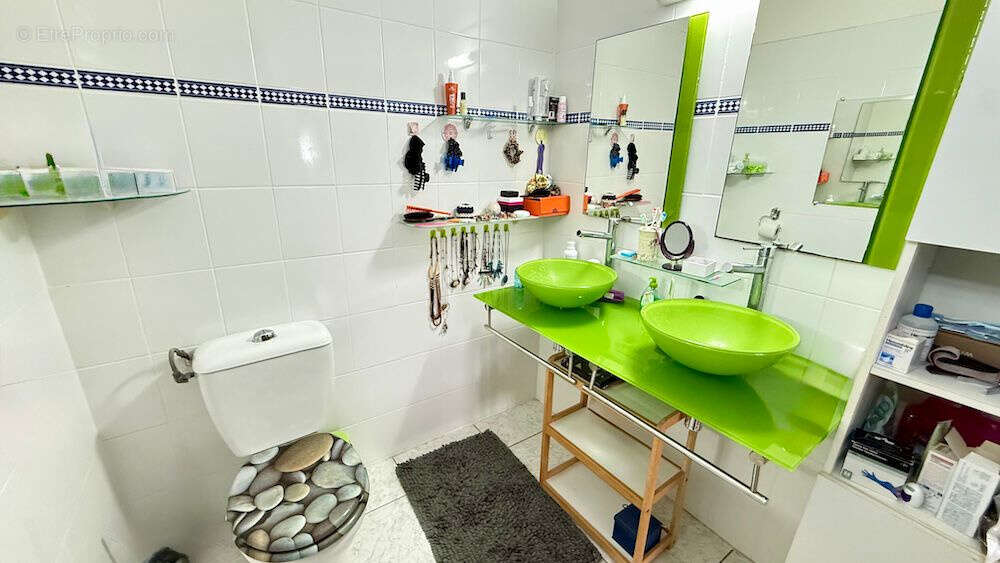 Maison à RIVIERE-SALEE