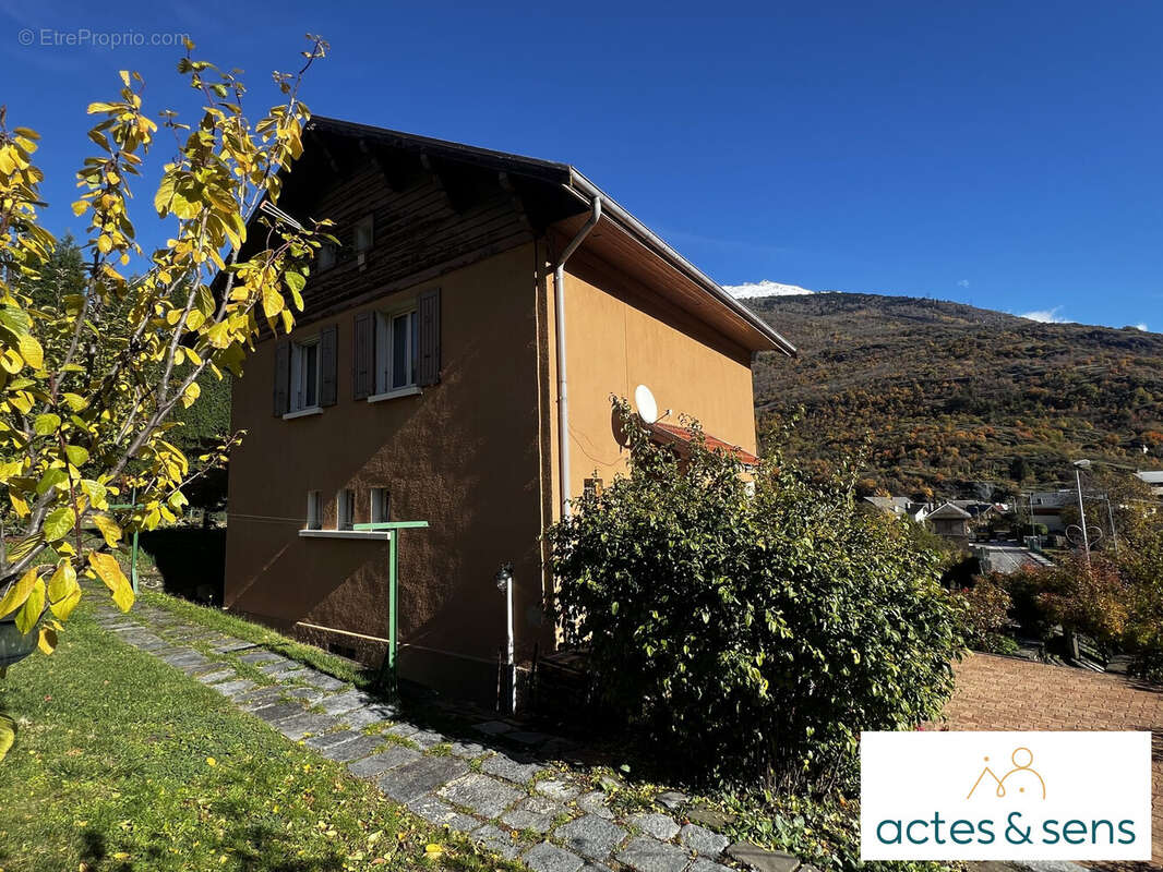 Maison à SAINT-MARTIN-D&#039;ARC