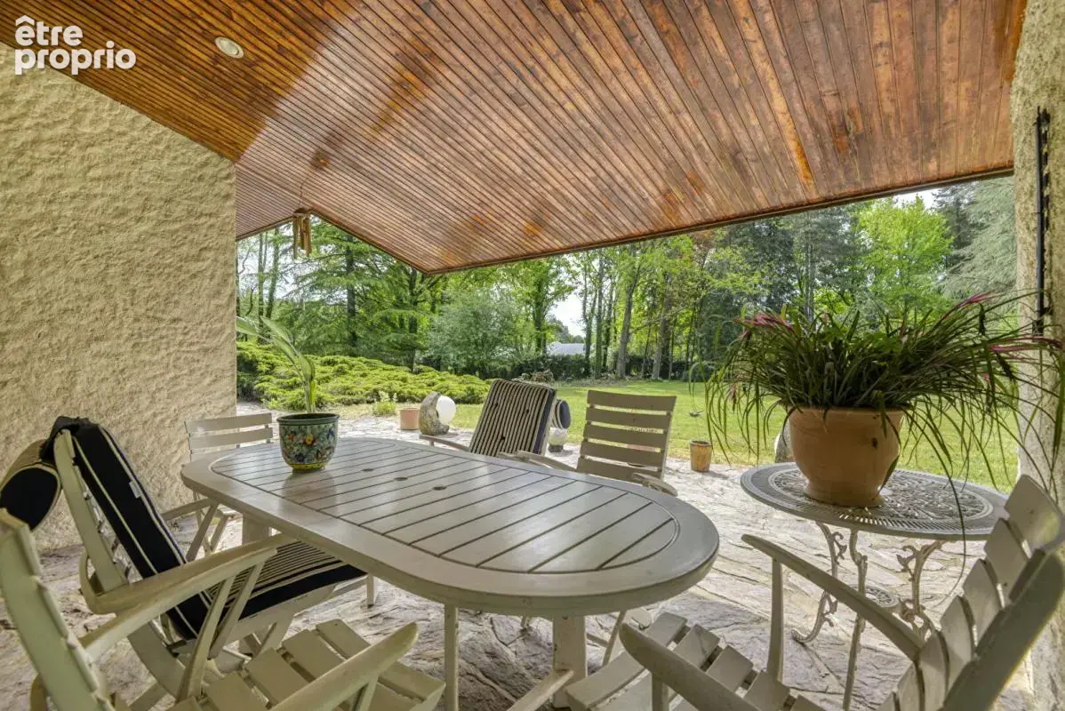 Maison Sautron 8 pièce(s) 260 m2  au coeur d'un parc arboré - photo 5