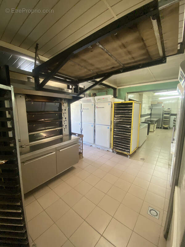 Commerce à COSNES-ET-ROMAIN