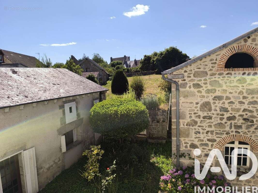 Maison 170 m² à Bellegarde-En-Marche  - photo 5