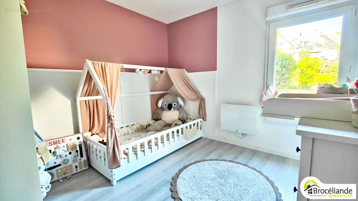 Bel appartement T3 en rez-de-jardin exposé plein sud  avec garage à La Chapelle-Thouarault - photo 6