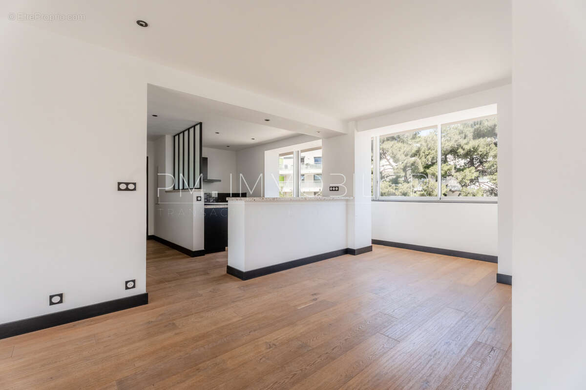 Appartement à MARSEILLE-8E