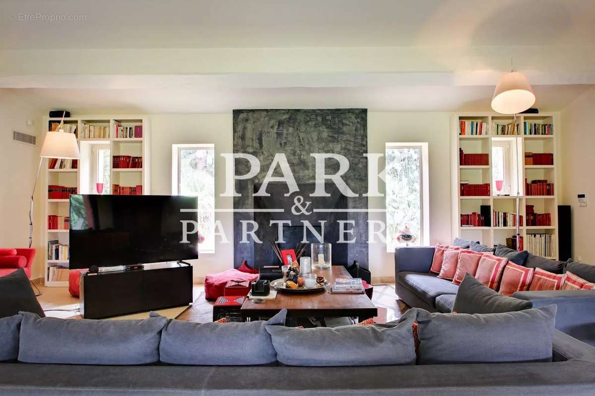 Maison à RAMATUELLE