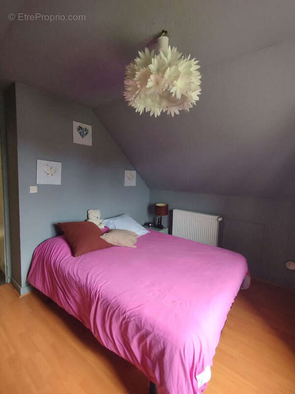 Maison à DRACY-SAINT-LOUP