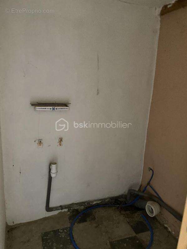 Appartement 54 m² à rénover – 2 chambres & mezzanine - photo 5