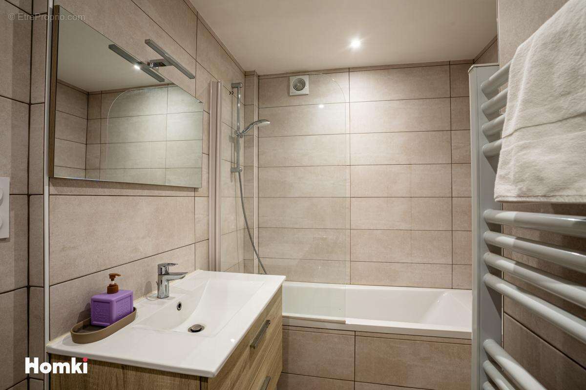Appartement T4 de 93 m² à Orléans 45000, Rue du Champ Saint-Euverte - photo 9