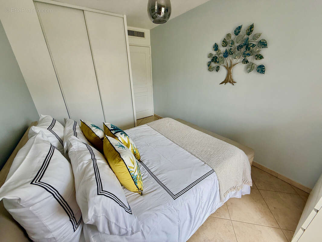T3 contemporain 60 m2   Résidence récente et sécurisée - photo 10