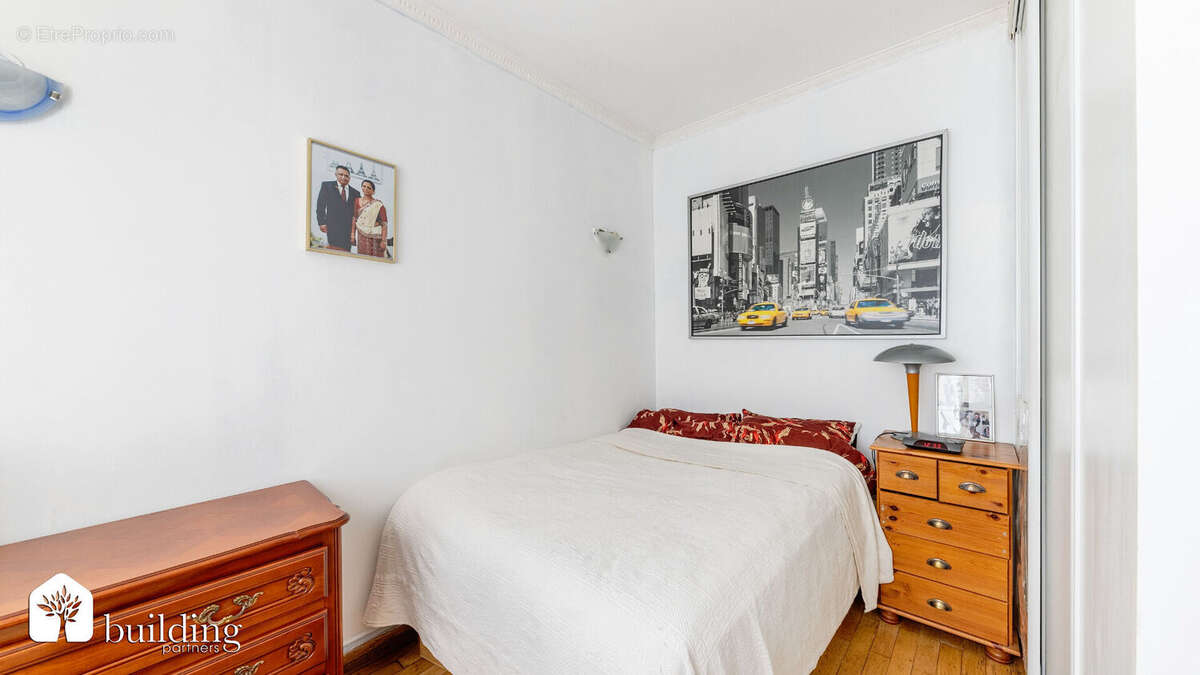 Appartement à COURBEVOIE