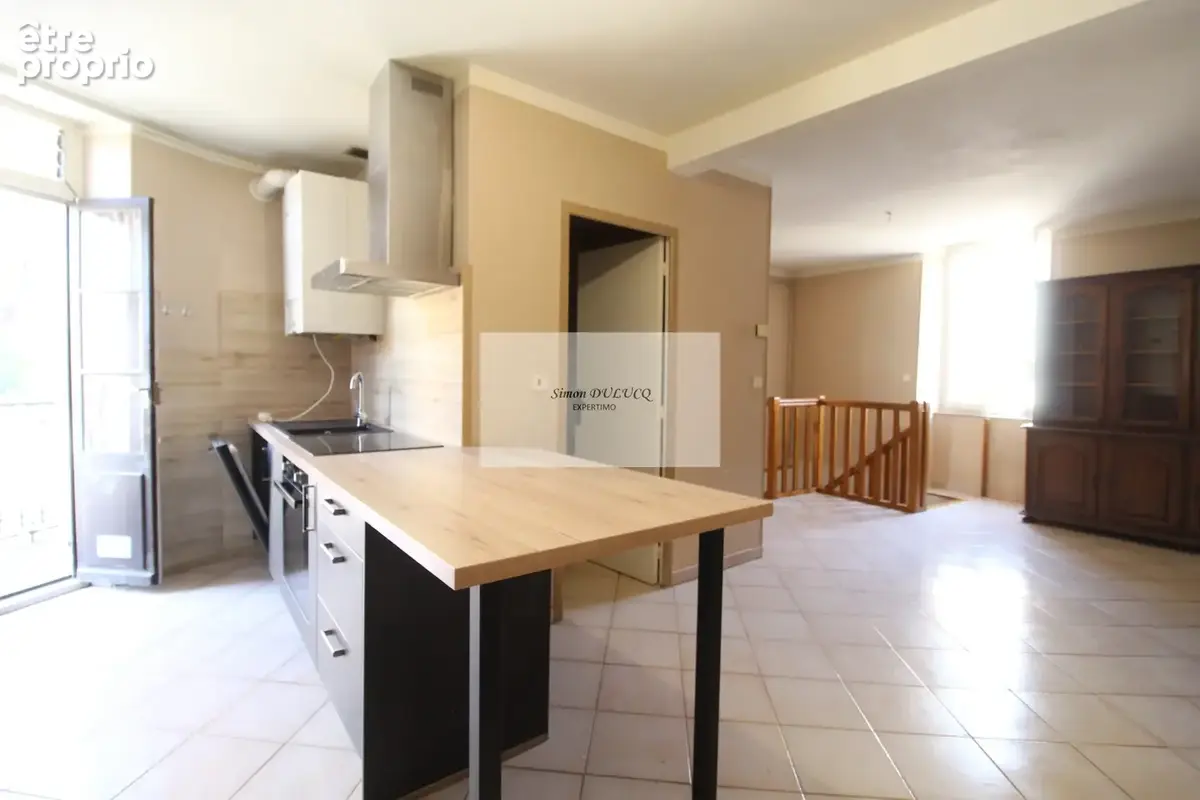 Duplex 6 pièces 121 m2 avec balcon, cave et grenier - photo 4