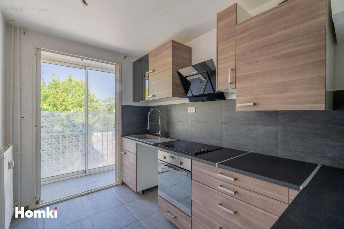 Appartement à MARSEILLE-12E