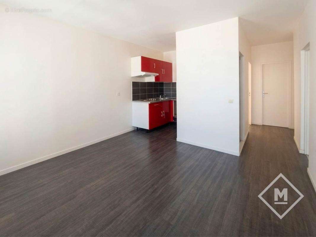 Appartement à MARSEILLE-1E